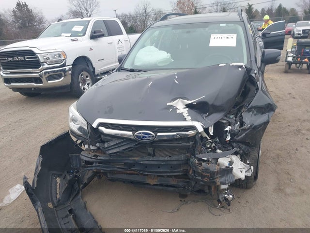 Auction sale of the 2017 Subaru Forester 2.5i Touring, vin: JF2SJAWC7HH555376, lot number: 44117069