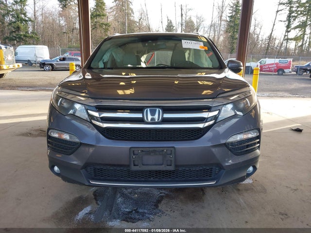 Honda Pilot Touring 2018 5FNYF6H90JB064176 Image 12