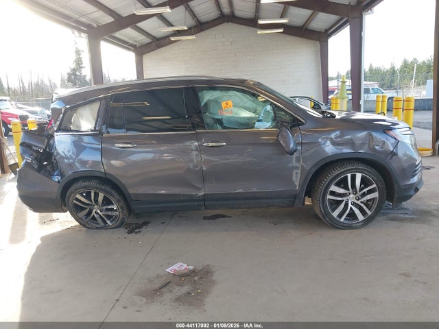 Honda Pilot Touring 2018 5FNYF6H90JB064176 Image 13
