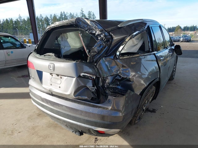Honda Pilot Touring 2018 5FNYF6H90JB064176 Image 6