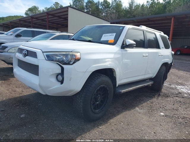 2015 TOYOTA 4RUNNER JTEZU5JR0F5085919 Photo 1