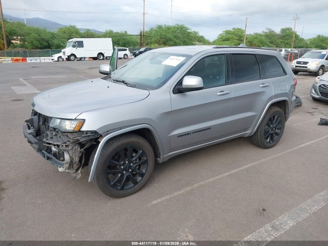 1C4RJFAGXKC588770 Jeep Grand Cherokee Altitude 4x4