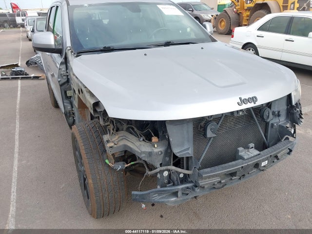 1C4RJFAGXKC588770 Jeep Grand Cherokee Altitude 4x4