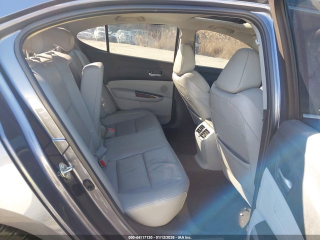 44117120 :رقم المزاد ، 19UUB1F56HA007725 vin ، 2017 Acura Tlx Technology Package مزاد بيع