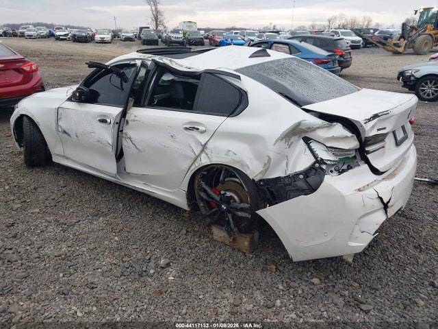 2021 BMW 3 SERIES 3MW5U9J04M8B93050 Photo 2