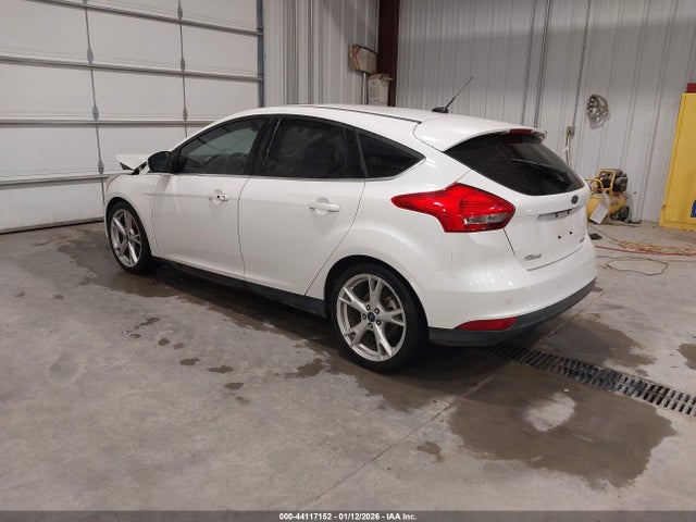 Ford Focus Titanium 2015 1FADP3N29FL314235 Image 3