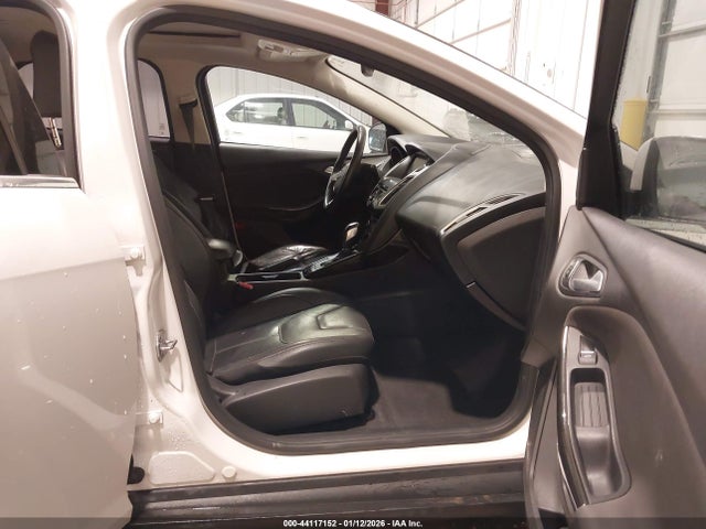 Ford Focus Titanium 2015 1FADP3N29FL314235 Image 5