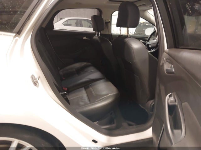 Ford Focus Titanium 2015 1FADP3N29FL314235 Image 8