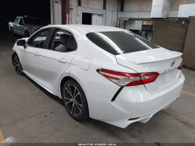 4T1B11HKXJU061976 Toyota CAMRY SE