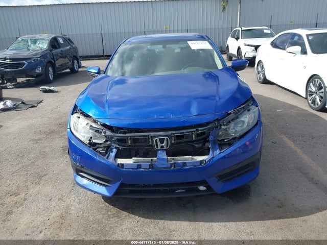 Honda Civic Lx 2018 2HGFC2F54JH557069 Image 12