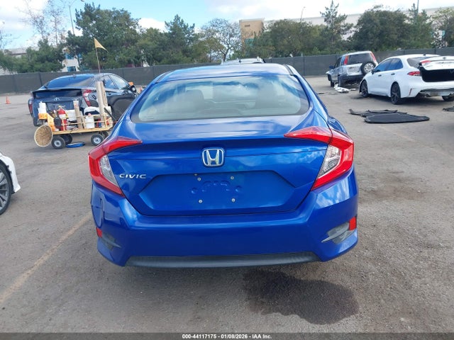Honda Civic Lx 2018 2HGFC2F54JH557069 Image 16