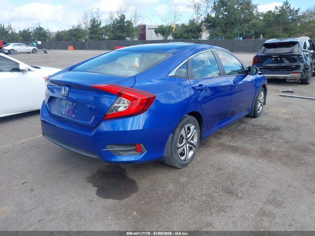 Honda Civic Lx 2018 2HGFC2F54JH557069 Image 4