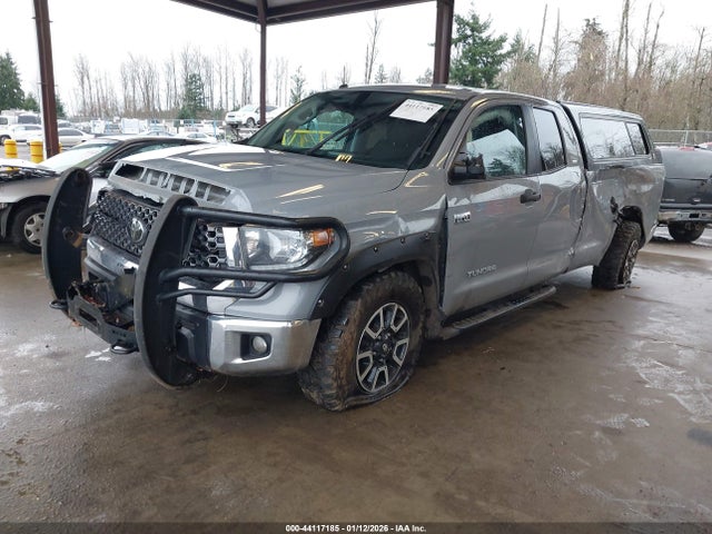 5TFCY5F1XKX024268 Toyota Tundra Sr5 5.7l V8