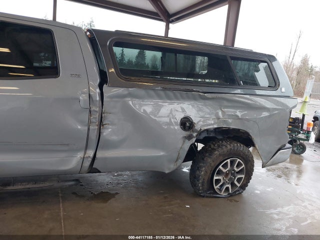 5TFCY5F1XKX024268 Toyota Tundra Sr5 5.7l V8