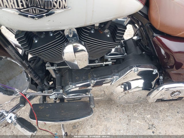 2016 HARLEY-DAVIDSON FLHR 1HD1FBM10GB670467 Photo 8