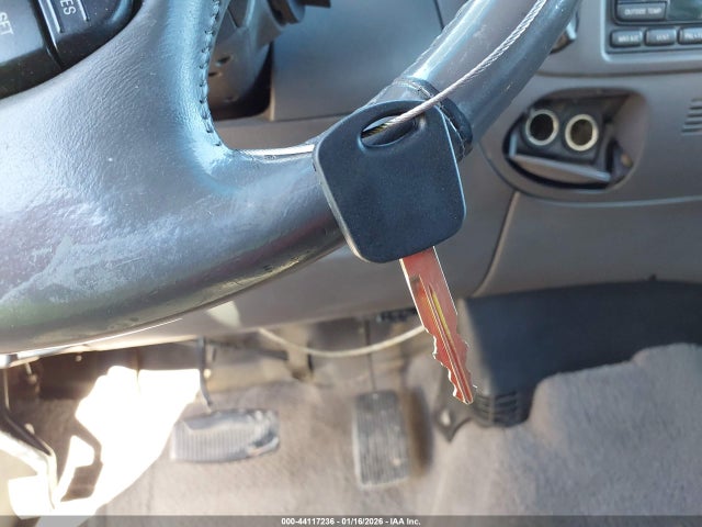 2002 FORD F-150 1FTRW08L42KC05140 Photo 10