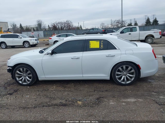 Chrysler 300 C 2017 2C3CCAEG2HH512323 Image 14