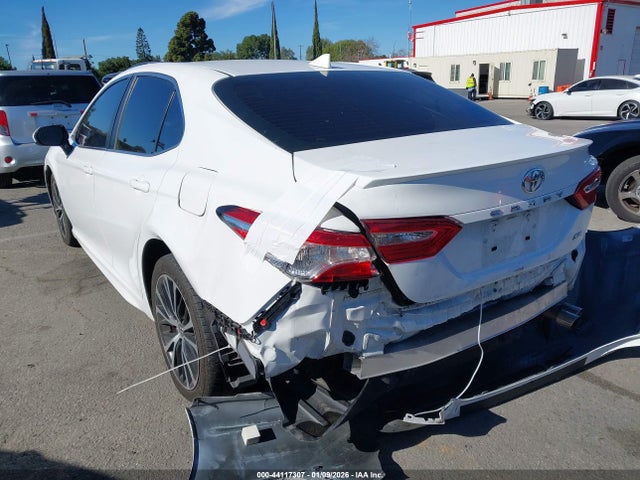 4T1G11AK4LU935273 Toyota CAMRY SE