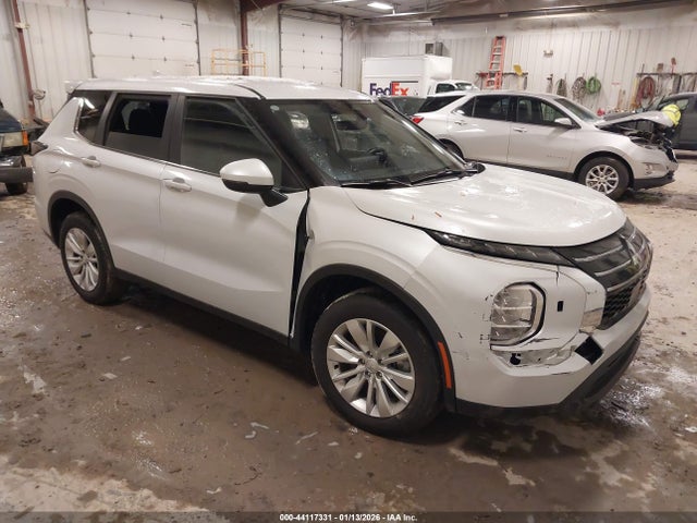 2025 MITSUBISHI OUTLANDER JA4J4UA84SZ018661 Photo 0