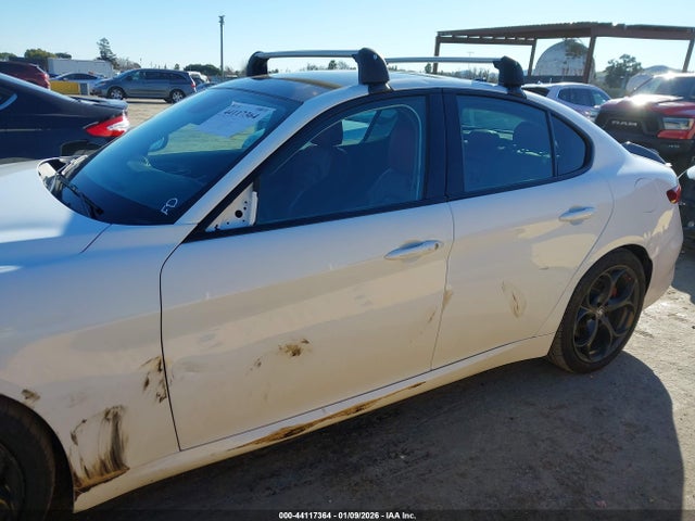 Alfa Romeo Giulia Ti Rwd 2017 ZARFAECN8H7558330 Image 15