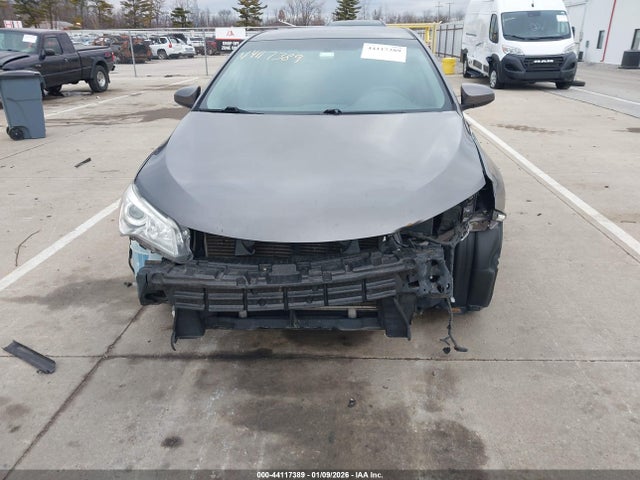 4T1BF1FK7FU958376 Toyota CAMRY SE