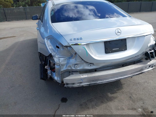 Mercedes-Benz S 560 2019 WDDUG8DB1KA453733 Image 18