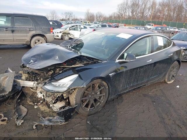 2018 TESLA MODEL 3 5YJ3E1EA7JF010131 Photo 1