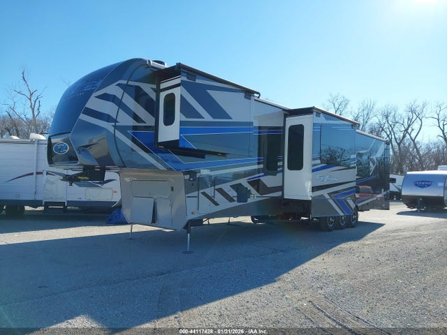 Aukcja sprzedaży 2022 Keystone Rv Fuzion Toy Hauler Se, vin: 4YDFFZV35NF810838, numer aukcji: 44117428