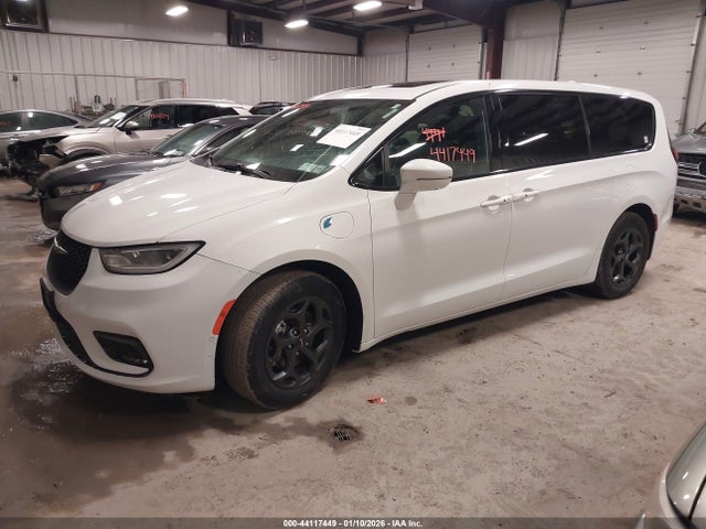 2022 CHRYSLER PACIFICA HYBRID 2C4RC1S73NR165035 Photo 1