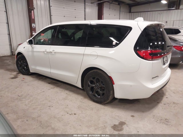 2022 CHRYSLER PACIFICA HYBRID 2C4RC1S73NR165035 Photo 2