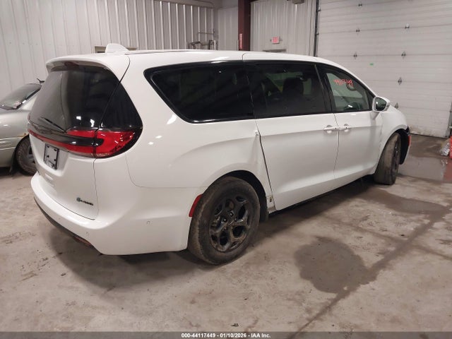 2022 CHRYSLER PACIFICA HYBRID 2C4RC1S73NR165035 Photo 3