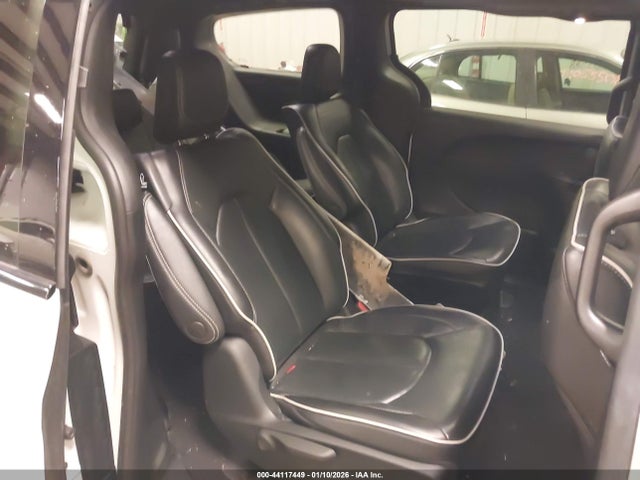 2022 CHRYSLER PACIFICA HYBRID 2C4RC1S73NR165035 Photo 7