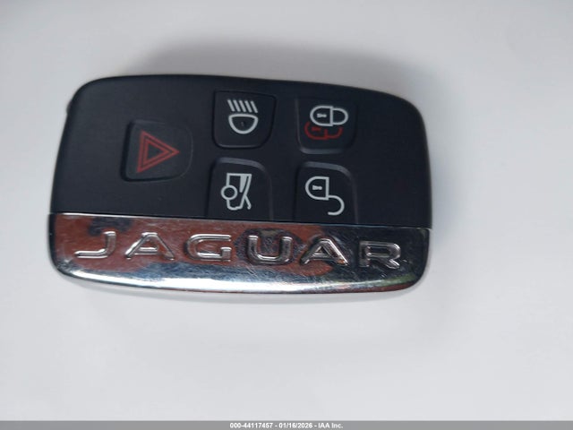 2017 JAGUAR F-TYPE SAJWJ6DL1HMK46799 Photo 10