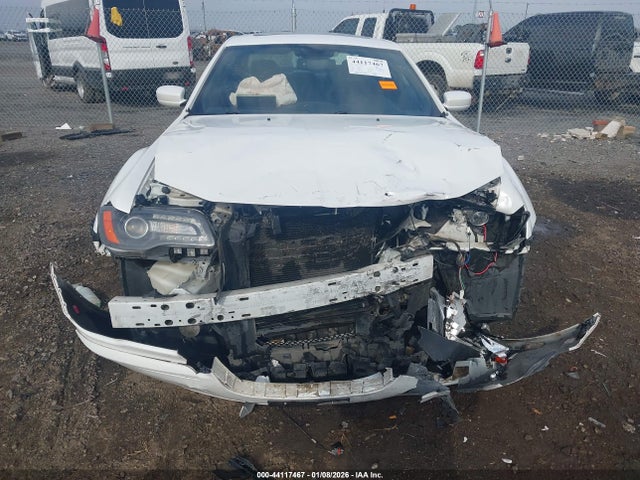 Продаж на аукціоні авто 2014 Chrysler 300 S, vin: 2C3CCAGG4EH124454, номер лоту: 44117467