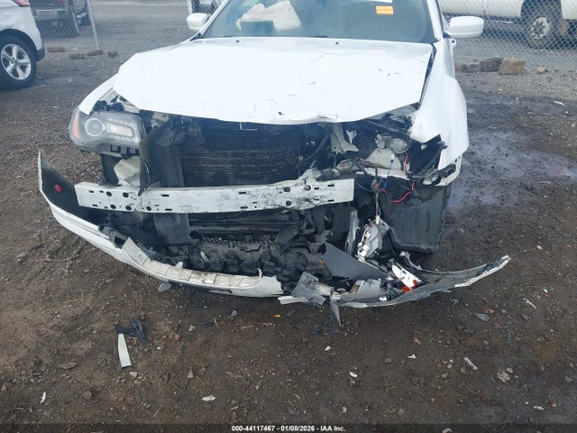 Продаж на аукціоні авто 2014 Chrysler 300 S, vin: 2C3CCAGG4EH124454, номер лоту: 44117467