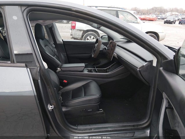 Продаж на аукціоні авто 2020 Tesla Model Y Long Range Dual Motor All-wheel Drive/performance Dual Motor All-wheel Drive, vin: 5YJYGDEF2LF001451, номер лоту: 44117480