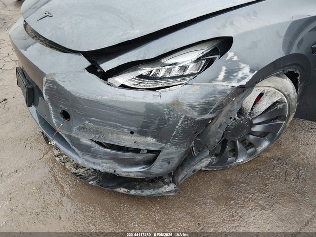 Продаж на аукціоні авто 2020 Tesla Model Y Long Range Dual Motor All-wheel Drive/performance Dual Motor All-wheel Drive, vin: 5YJYGDEF2LF001451, номер лоту: 44117480