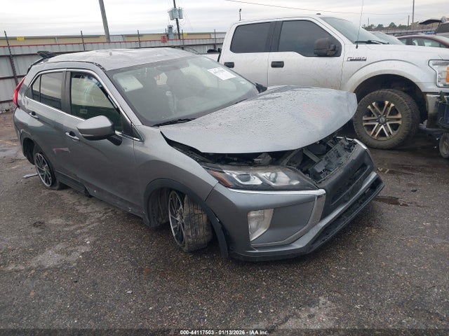 2020 MITSUBISHI ECLIPSE CROSS JA4AT3AA6LZ036080 Photo 0