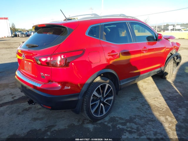 JN1BJ1CR4HW127089 Nissan Rogue Sport Sl