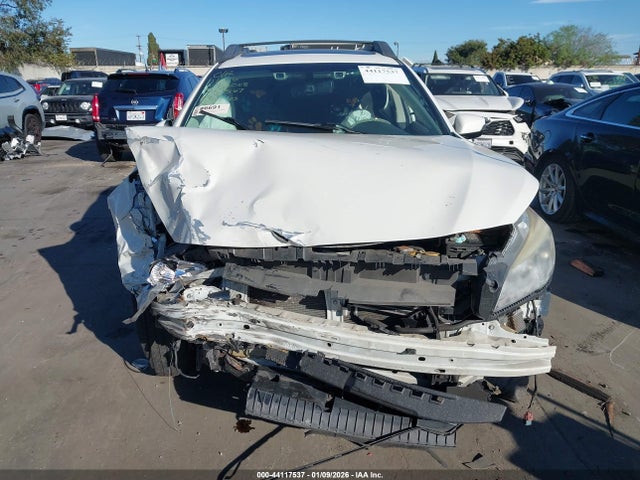 4S4BSENCXH3333167 Subaru Outback 3.6r Limited