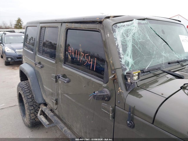 1C4HJWDG5FL761530 Jeep Wrangler Unlimited Sport