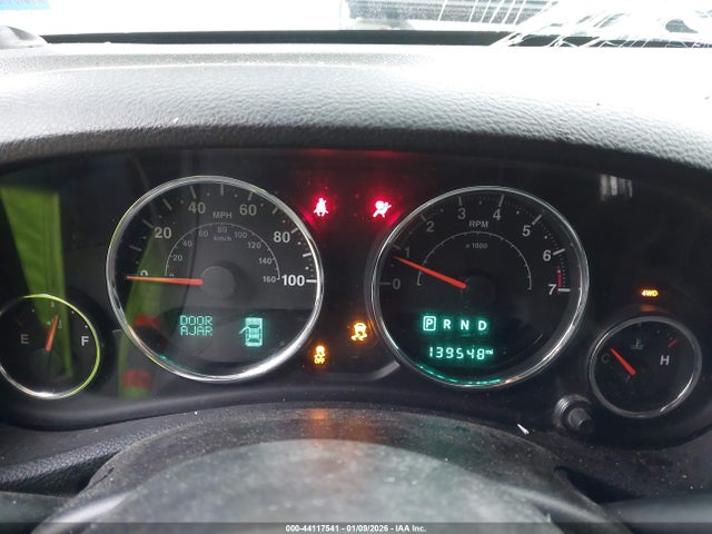1C4HJWDG5FL761530 Jeep Wrangler Unlimited Sport