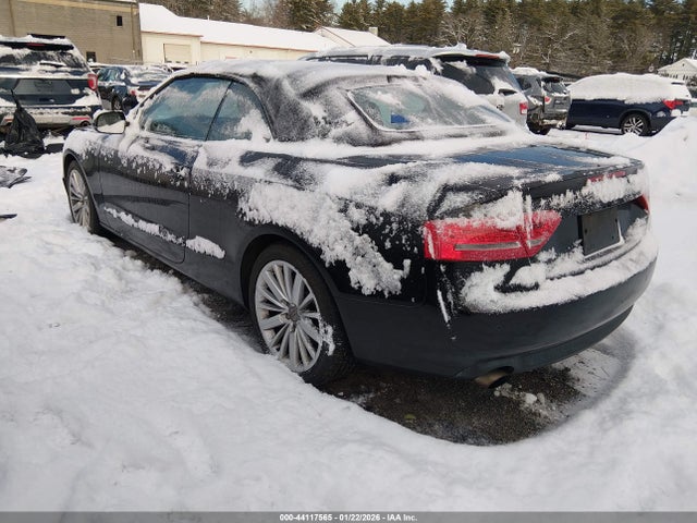 2010 AUDI A5 WAULFAFH3AN023868 Photo 2