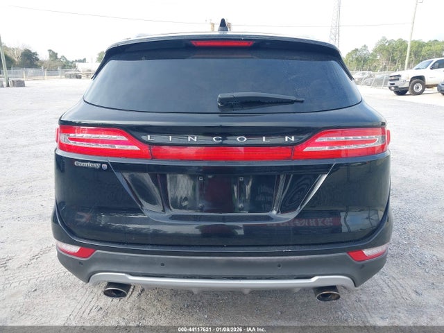 2017 Lincoln Mkc Reserve მანქანა იყიდება აუქციონზე, vin: 5LMCJ3D95HUL08170, აუქციონის ნომერი: 44117631