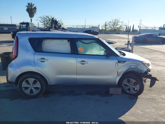 KIA Soul 2014 KNDJN2A29E7700700 Image 12