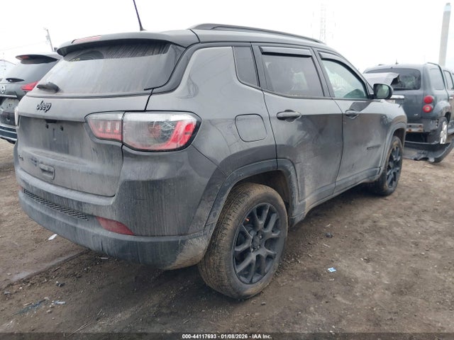 2022 JEEP COMPASS 3C4NJDBB2NT184828 Photo 3