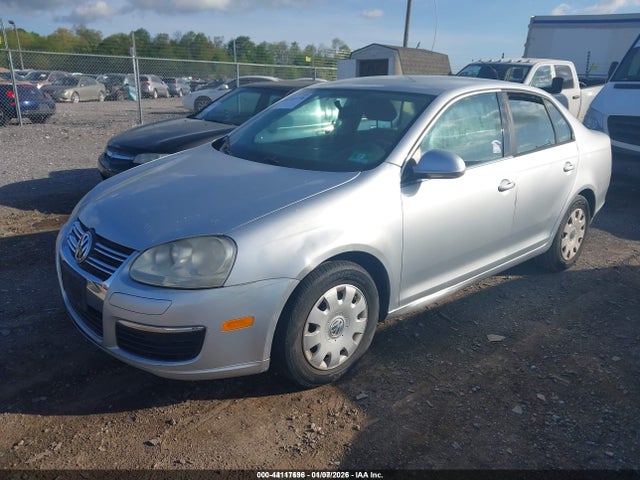 44117696 :رقم المزاد ، 3VWPF71K65M614400 vin ، 2005 Volkswagen Jetta Value Edition مزاد بيع