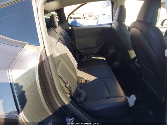 2024 TESLA MODEL Y 7SAYGDEE9RF114574 Photo 7