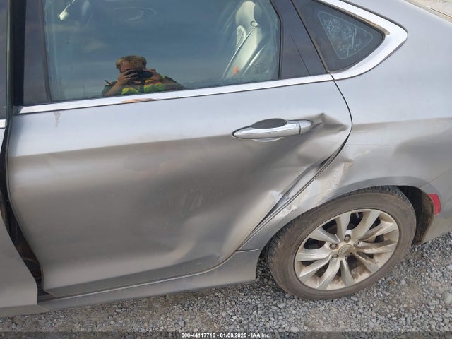 Aukcja sprzedaży 2015 Chrysler 200 C, vin: 1C3CCCCB5FN708232, numer aukcji: 44117716