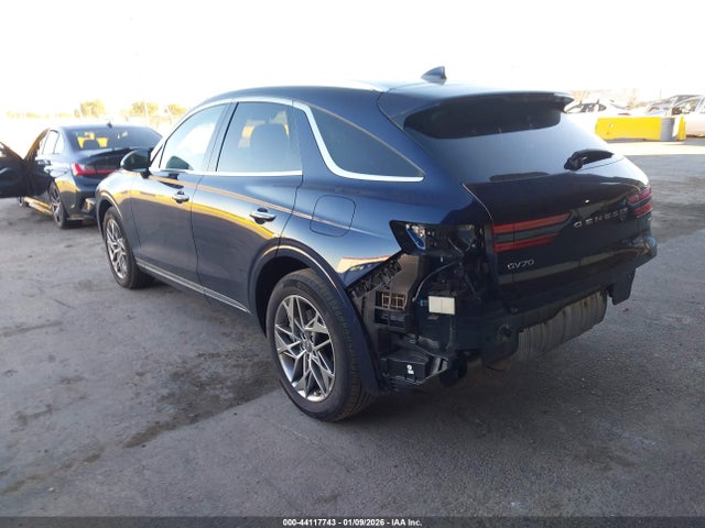 2023 GENESIS GV70 KMUMADTB7PU139058 Photo 2